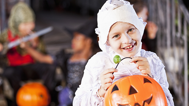 Little boy in halloween costume