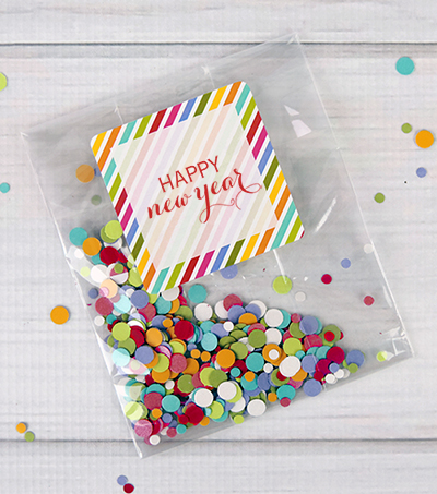 New Year's Eve confetti for your guests using cellophane bags and colorful seals